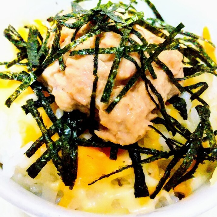 ツナマヨチーズごはん